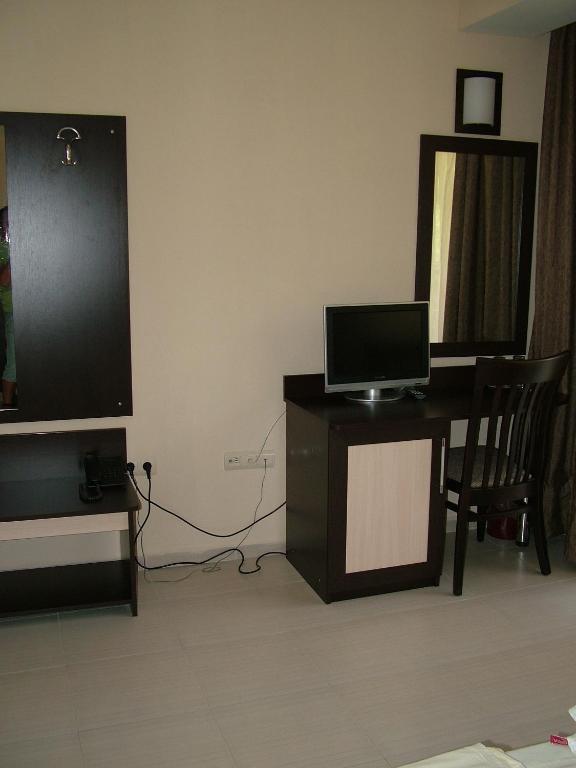 Family Hotel Delta أوجنيانوفو الغرفة الصورة
